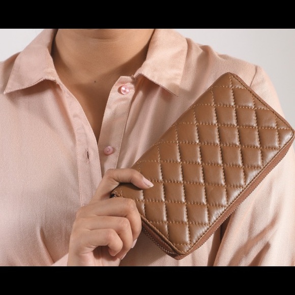 Designer Inspired RFID Genuine Leather Quilted Zip Around Clutch Wallet Cognac - Picture 2 of 11